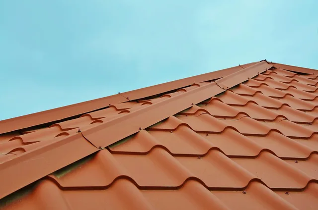 roof, house, building, house roof, architecture, construction, sky, nature, roofing, repair, exterior, rooftop, structure, brown house, brown construction. Canadian roof replacement quotes: GST/HST and Ontario, Alberta and Quebec license or coverage numbers