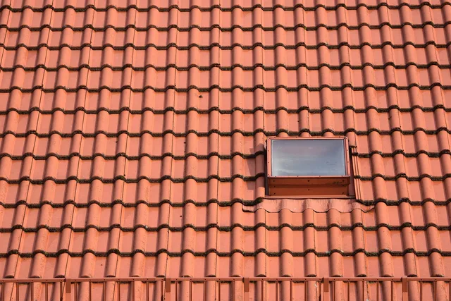 roof, brick, tile, house, plate, cumin, roofing, roofer, pvc, roofer, roofer, roofer, roofer, roofer, pvc, pvc. A roofing contractor bookkeeping routine: job costing, deposits and a thirteen week cash view