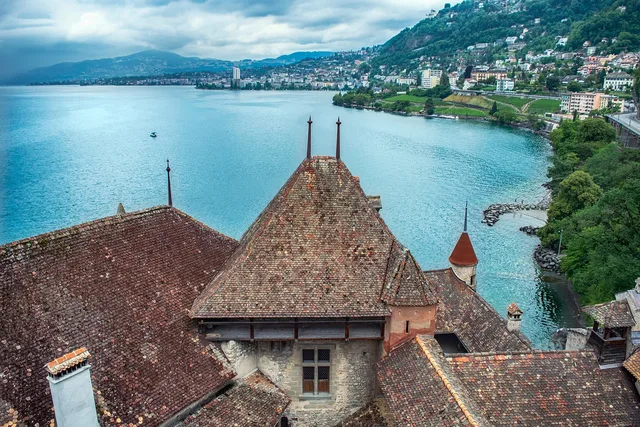 castle, roof, fortress, lake, village, roofing, town, sky, nature, switzerland, landscape. Reading roofing contractor trends with a cool head